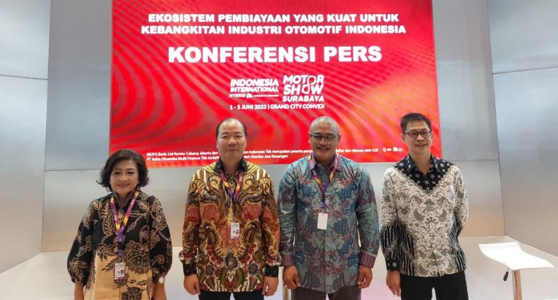 Multi Finance Terpercaya Industri Otomotif Indonesia Melalui Partisipasi di IIMS Surabaya Hybrid 2022