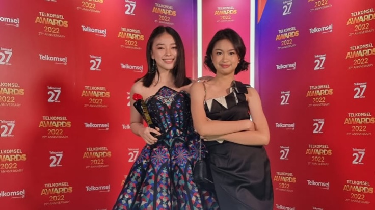 Menangkan Award dalam Telkomsel Awards 2022, Anneth Delliecia Persembahkan Untuk Calon Penonton Film Kau dan Dia 2