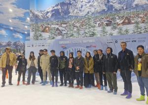 Andien dan The Groove Tampil di Konser Musim Dingin Pertama dengan Nuansa Salju di Trans Snow World Bintaro