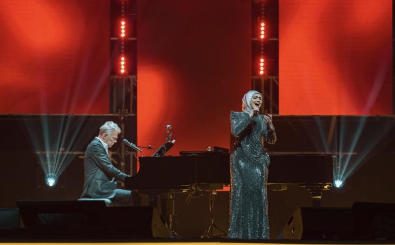  Color Asia Live Sukses Gelar Konser Spektakuler "HITMAN RETURNS: David Foster & Friends Live in Indonesia 2024"