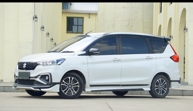 Suzuki All New Ertiga Hybrid Cruise: Solusi Ideal untuk Liburan Keluarga di Pertengahan Tahun