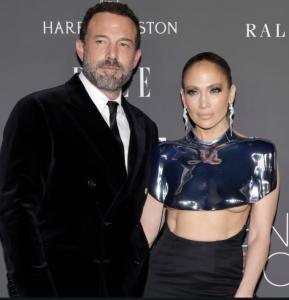 Ketidakhadiran Ben Affleck di Pesta Ultah Jennifer Lopez yang Bertema Bridgerton Menimbulkan Spekulasi