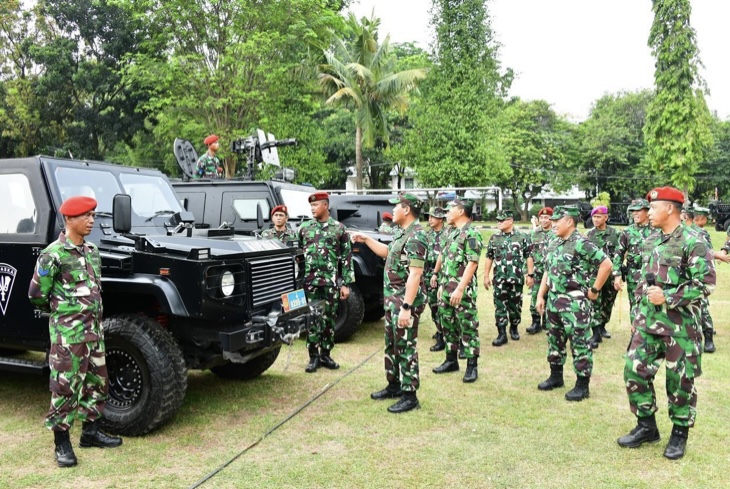  Kasal Laksamana TNI Dr. Muhammad Ali Pimpin Apel Kesiapan TNI AL untuk HUT ke-79 TNI 