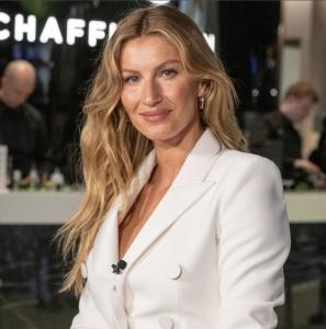  Gisele Bündchen Siap Sambut Anak Ketiga Bersama Joaquim Valente