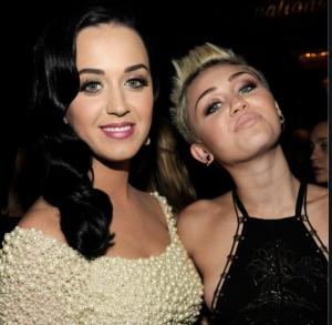 Trace Cyrus Sindir Katy Perry: Tuding Jiplak Gaya Miley Cyrus, Hingga Kritik Perjalanan ke Luar Angkasa